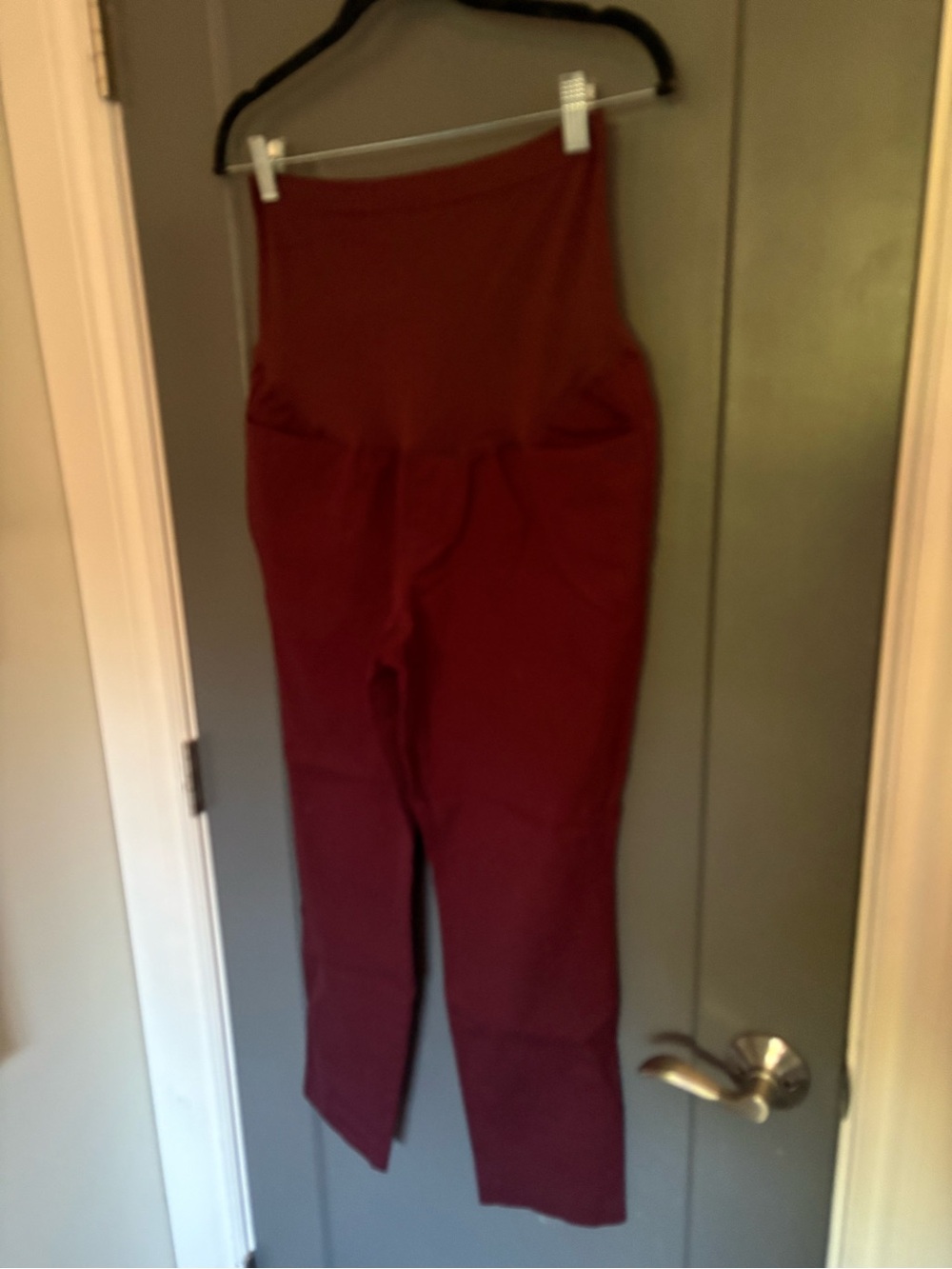 Old Navy High-Waist Burgundy Maternity Leggings